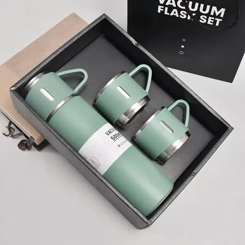 Coffret thermos et mugs 5